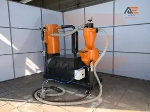 Sand blasting equipment